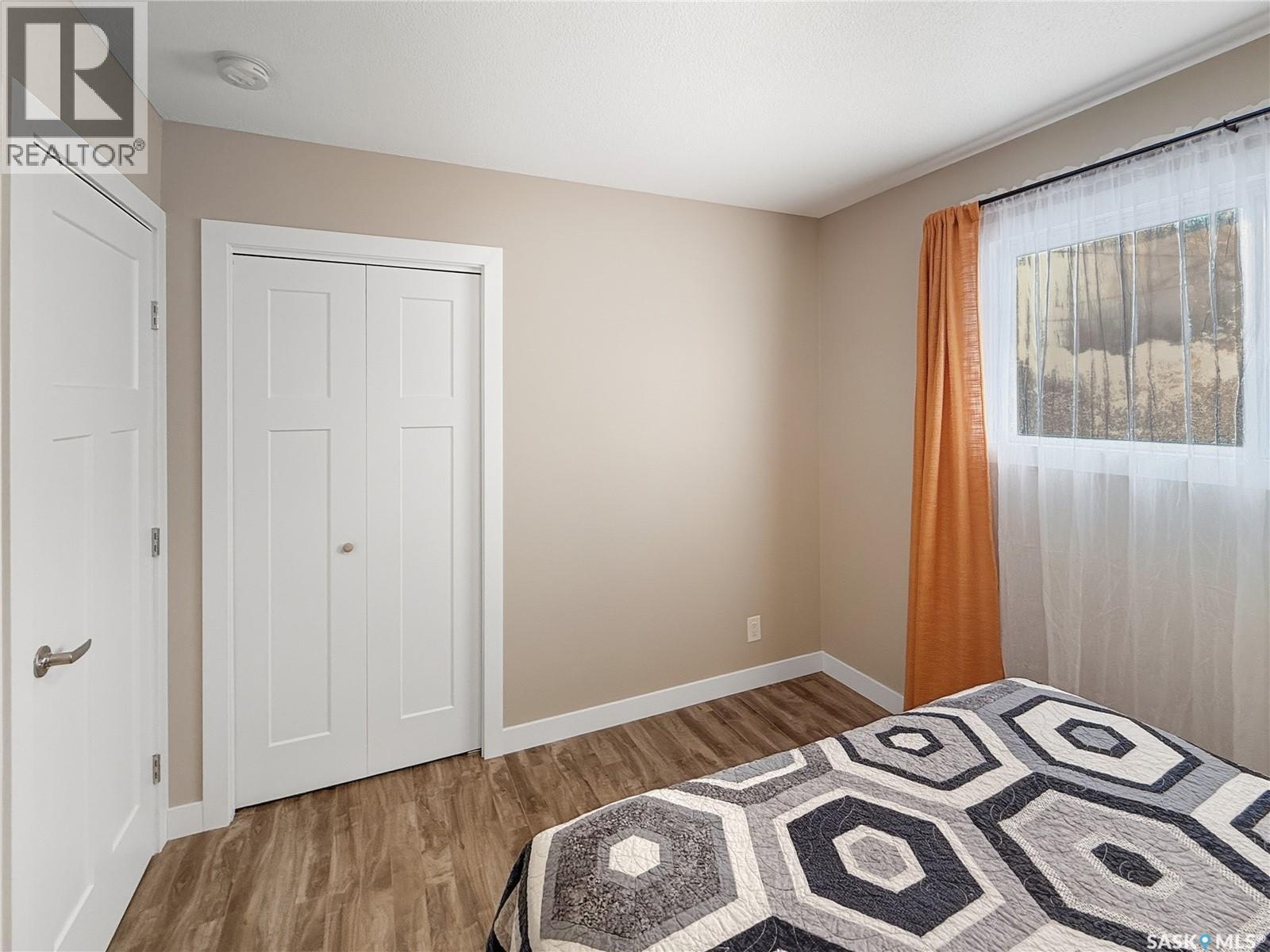 Single Family House Bungalow for Sale in  Vance AVENUE NE Swift Current 