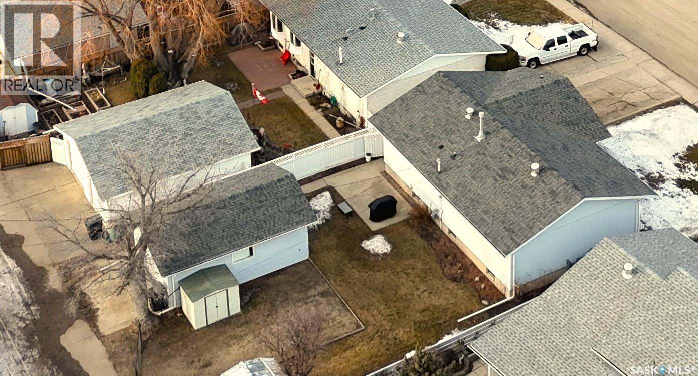 Single Family House Bungalow for Sale in  Vance AVENUE NE Swift Current 