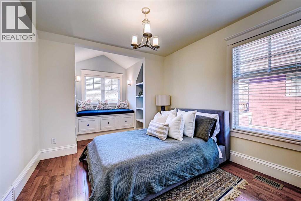 Single Family House for Sale in  Bowness Road NW Hillhurst Calgary 