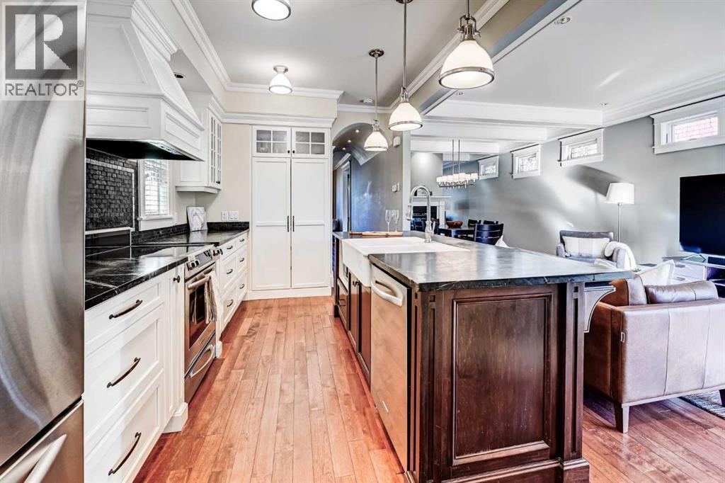 Single Family House for Sale in  Bowness Road NW Hillhurst Calgary 