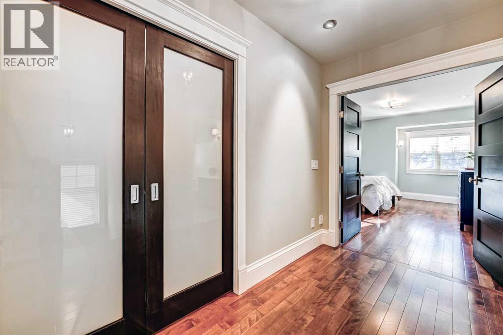 Single Family House for Sale in  Bowness Road NW Hillhurst Calgary 