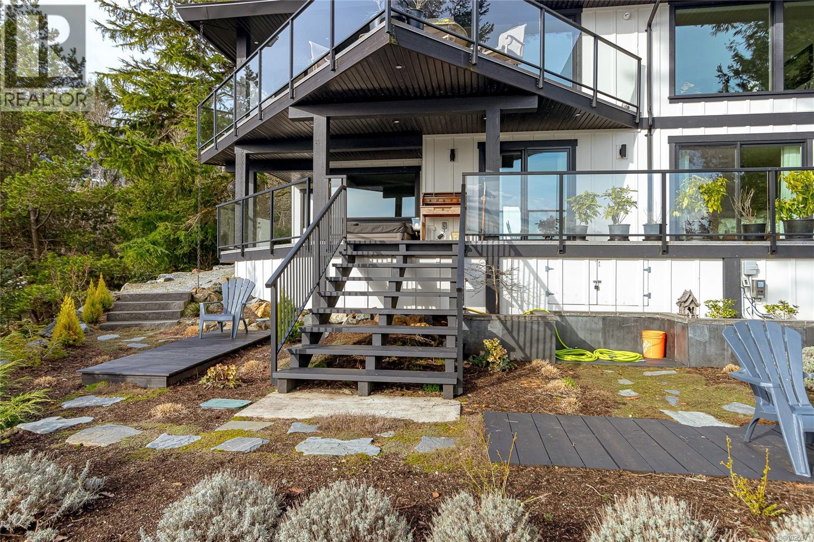 3483 Schooner Rd, Nanoose Bay