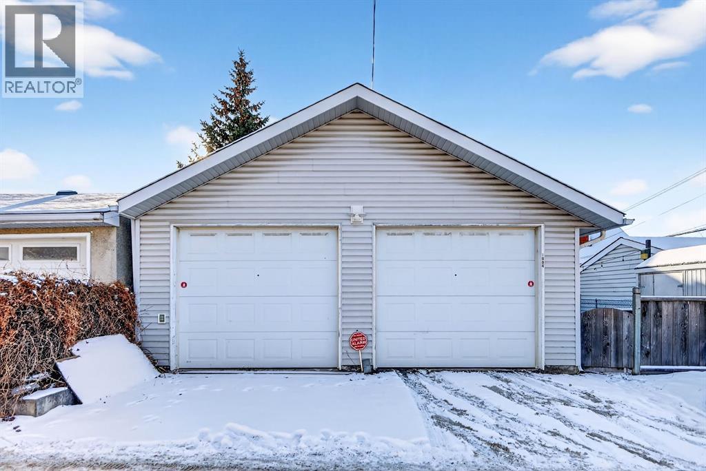 Single Family House for Sale in   Avenue SE Ramsay Calgary 