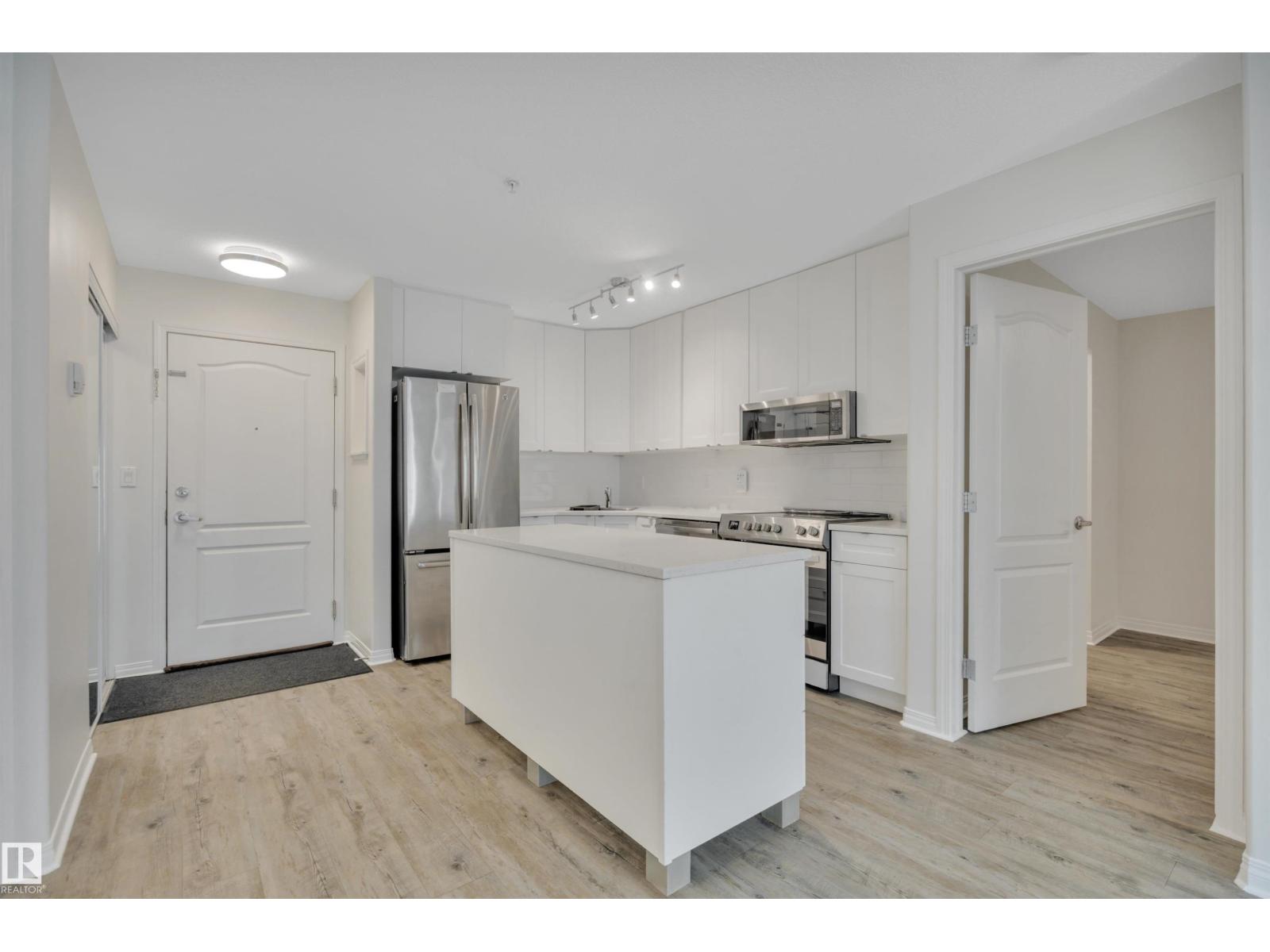 #108 12550 140 AV NW, Edmonton