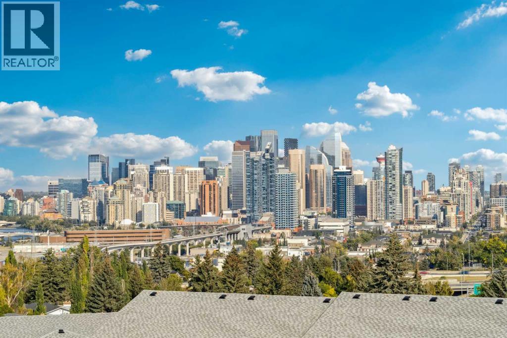 Single Family House for Sale in  Sovereign Common SW Shaganappi Calgary 