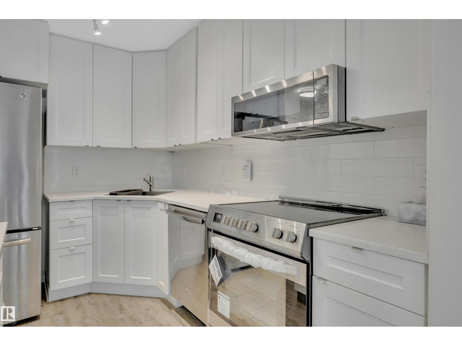 #108 12550 140 AV NW, Edmonton