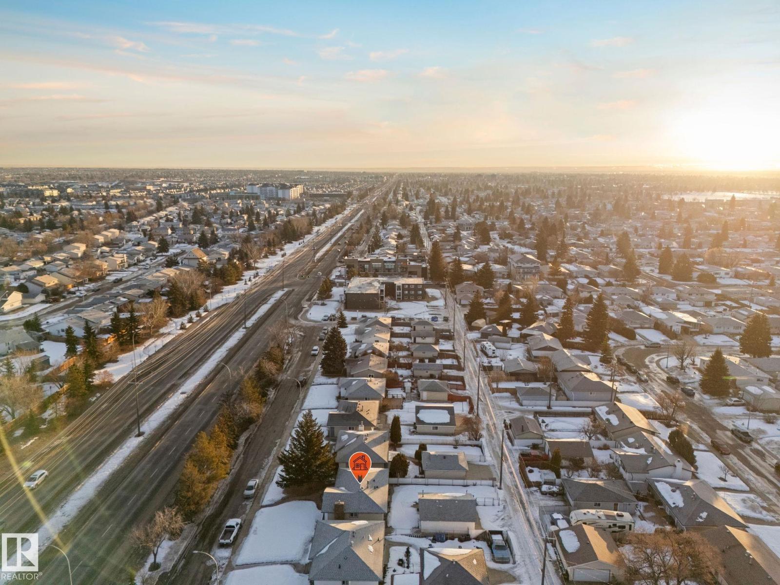 12023 137 AV NW, Edmonton