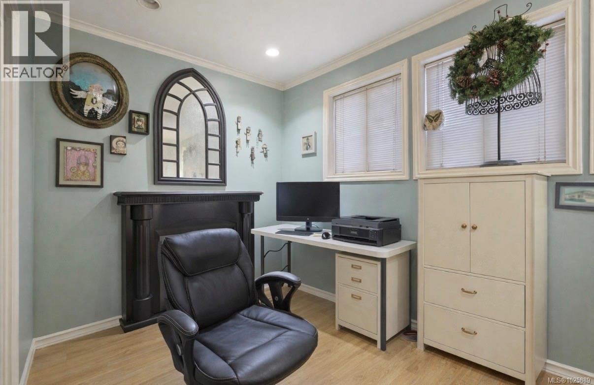 #153 2500 FLORENCE LAKE RD - 15