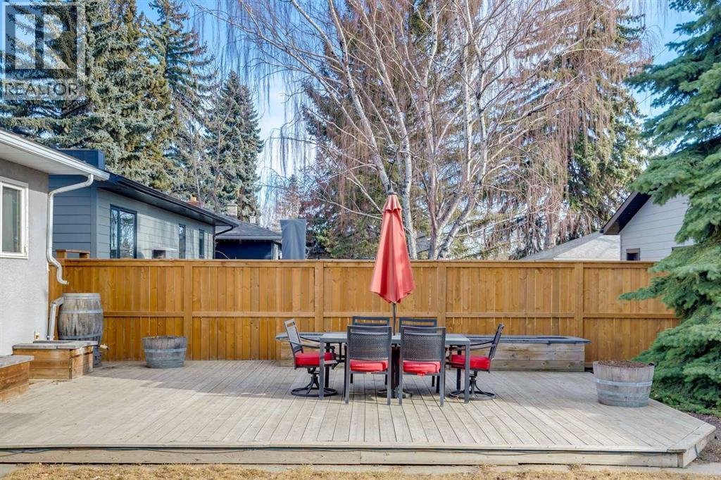 Single Family House Bungalow for Sale in   Avenue SW Elboya Calgary 