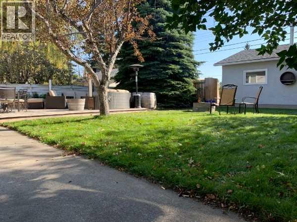 Single Family House Bungalow for Sale in   Avenue SW Elboya Calgary 