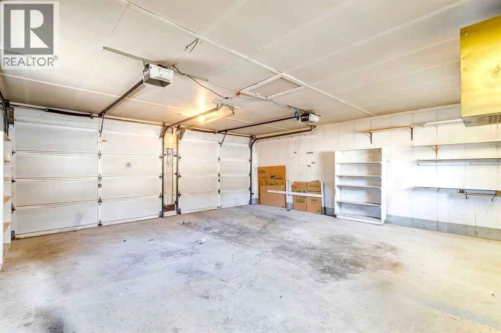 Single Family House Bungalow for Sale in   Avenue SW Elboya Calgary 