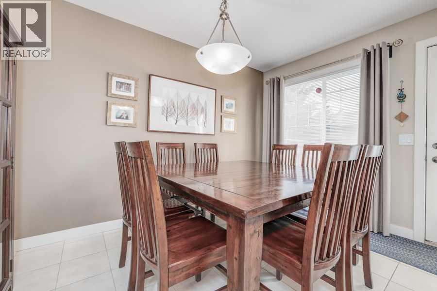 Single Family House for Sale in  Everridge Common SW Evergreen Calgary 