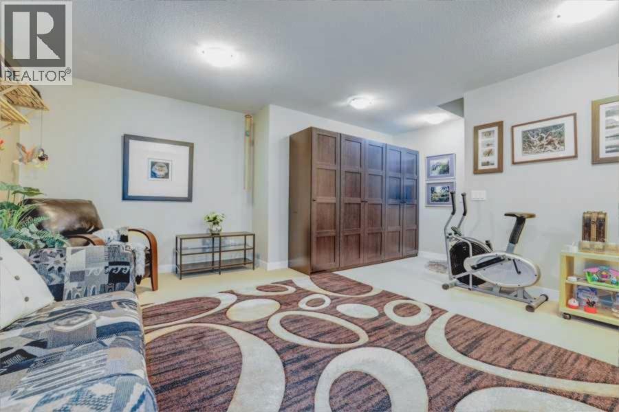 Single Family House for Sale in  Everridge Common SW Evergreen Calgary 