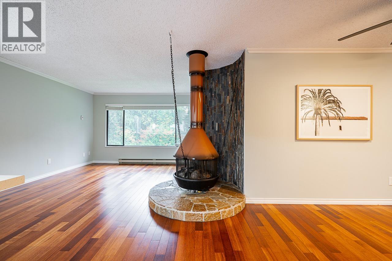 8074 19TH AVENUE, Burnaby