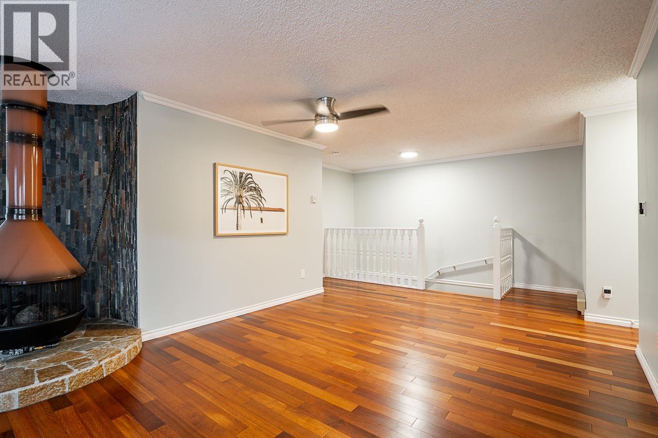 8074 19TH AVENUE, Burnaby