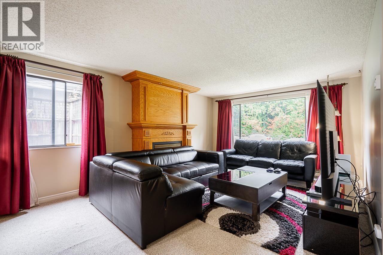 8074 19TH AVENUE, Burnaby