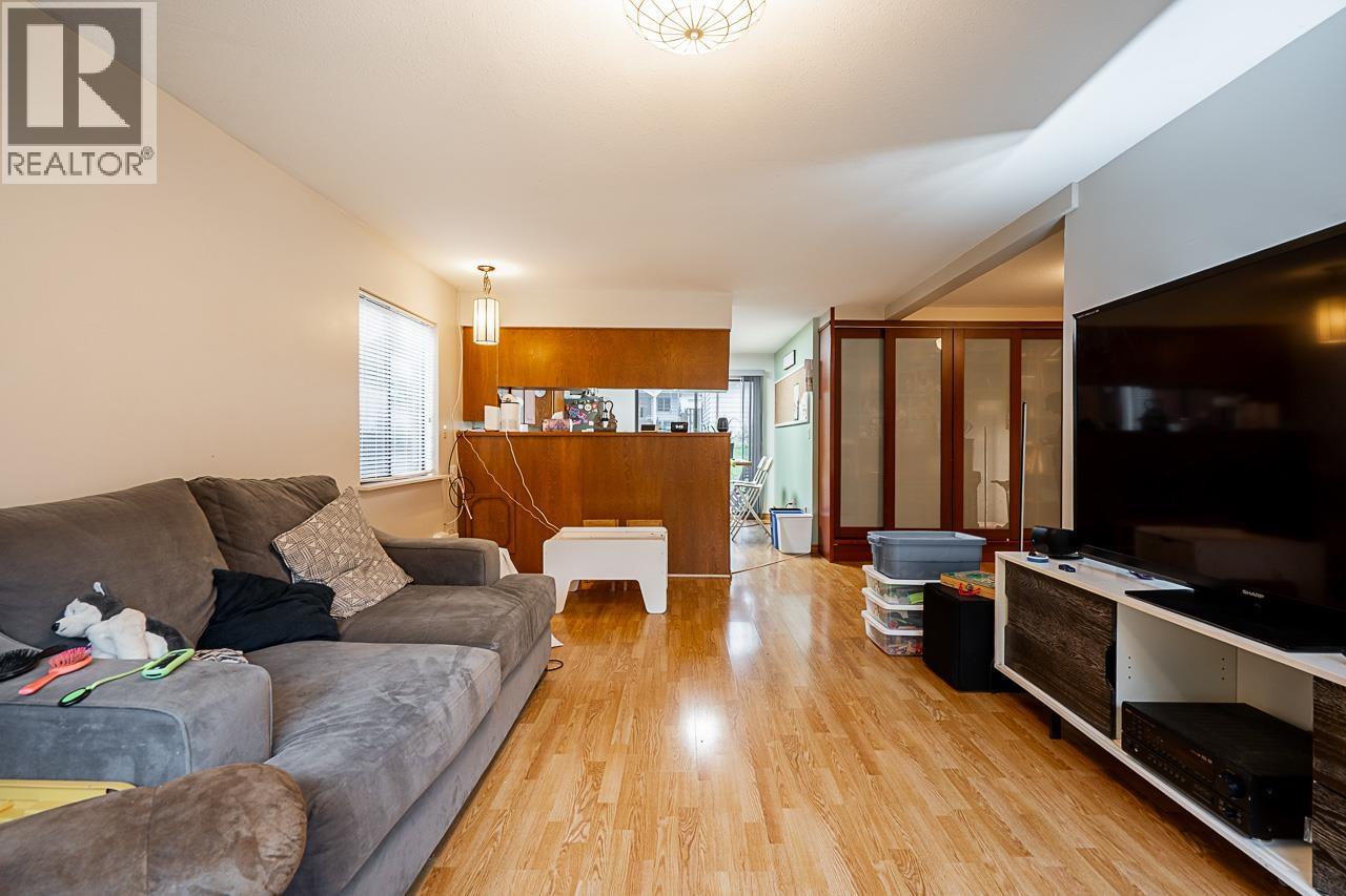 8074 19TH AVENUE, Burnaby