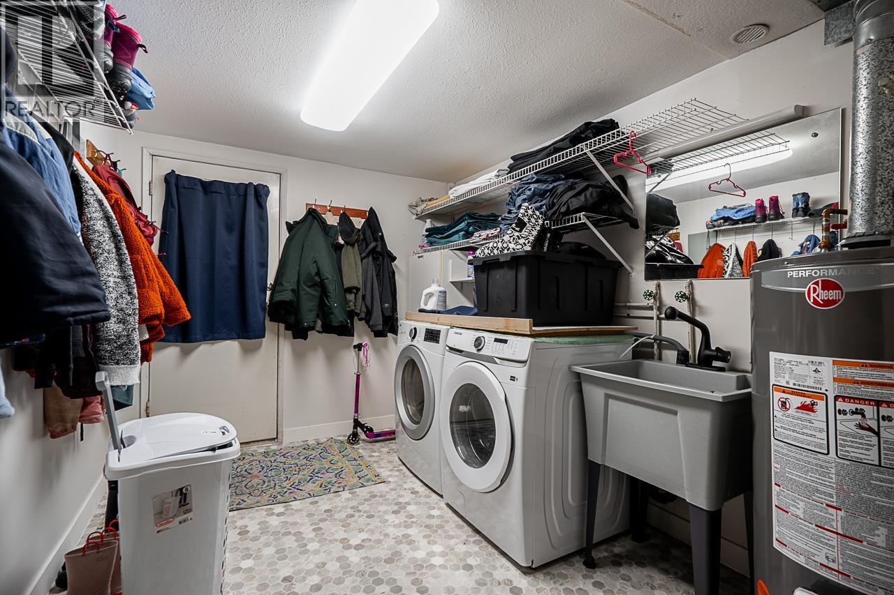 8074 19TH AVENUE, Burnaby