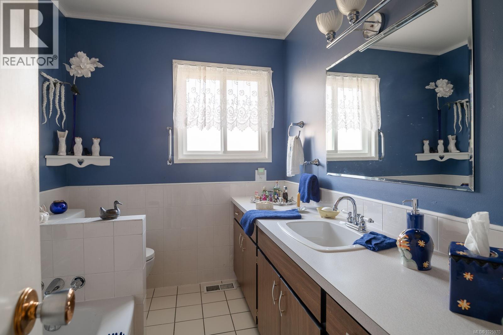 4455 Roger St, Port Alberni