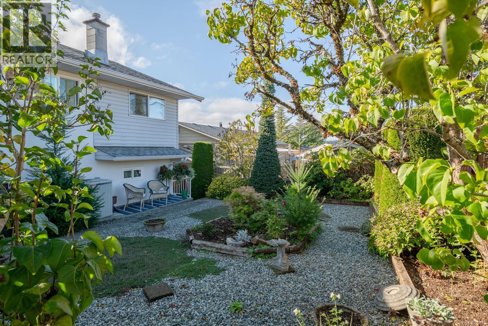 4455 Roger St - 39