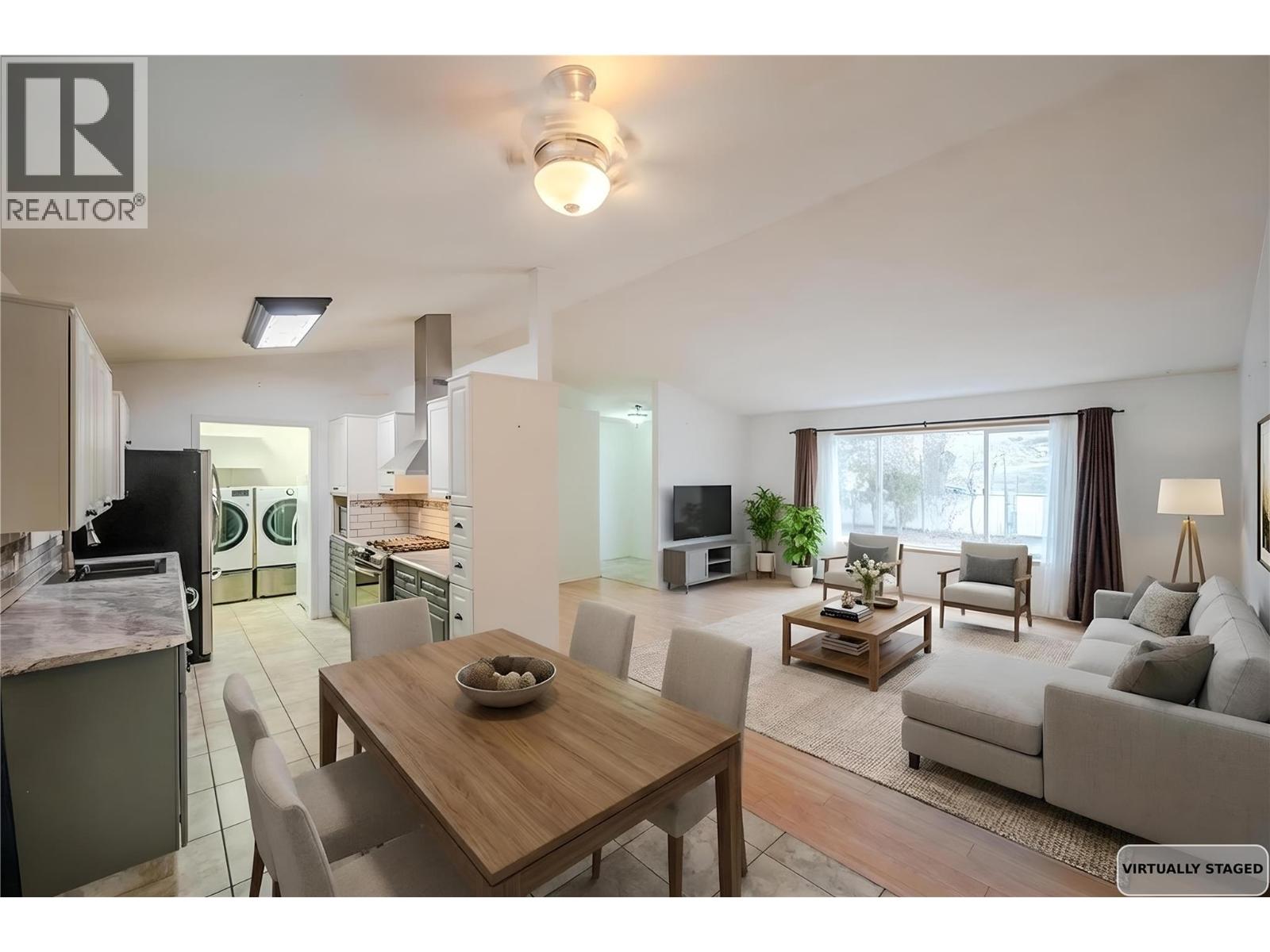  1334 Main Street, Okanagan Falls