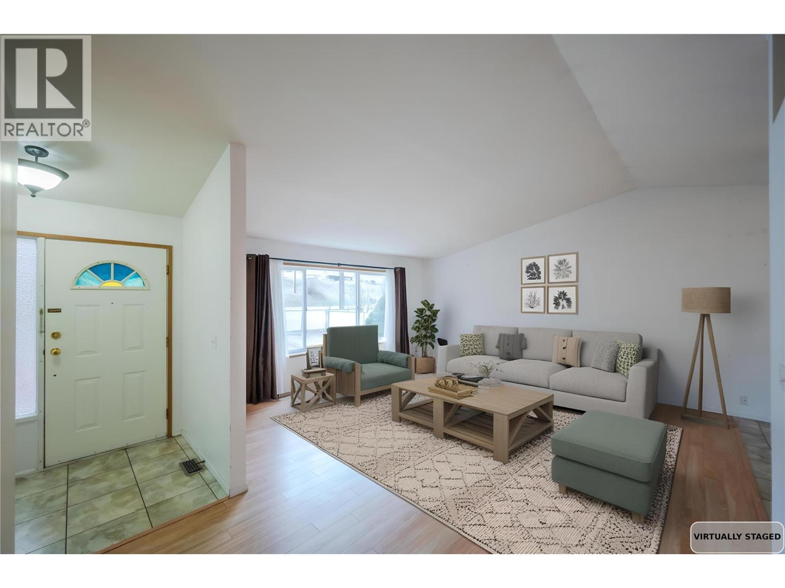  1334 Main Street, Okanagan Falls