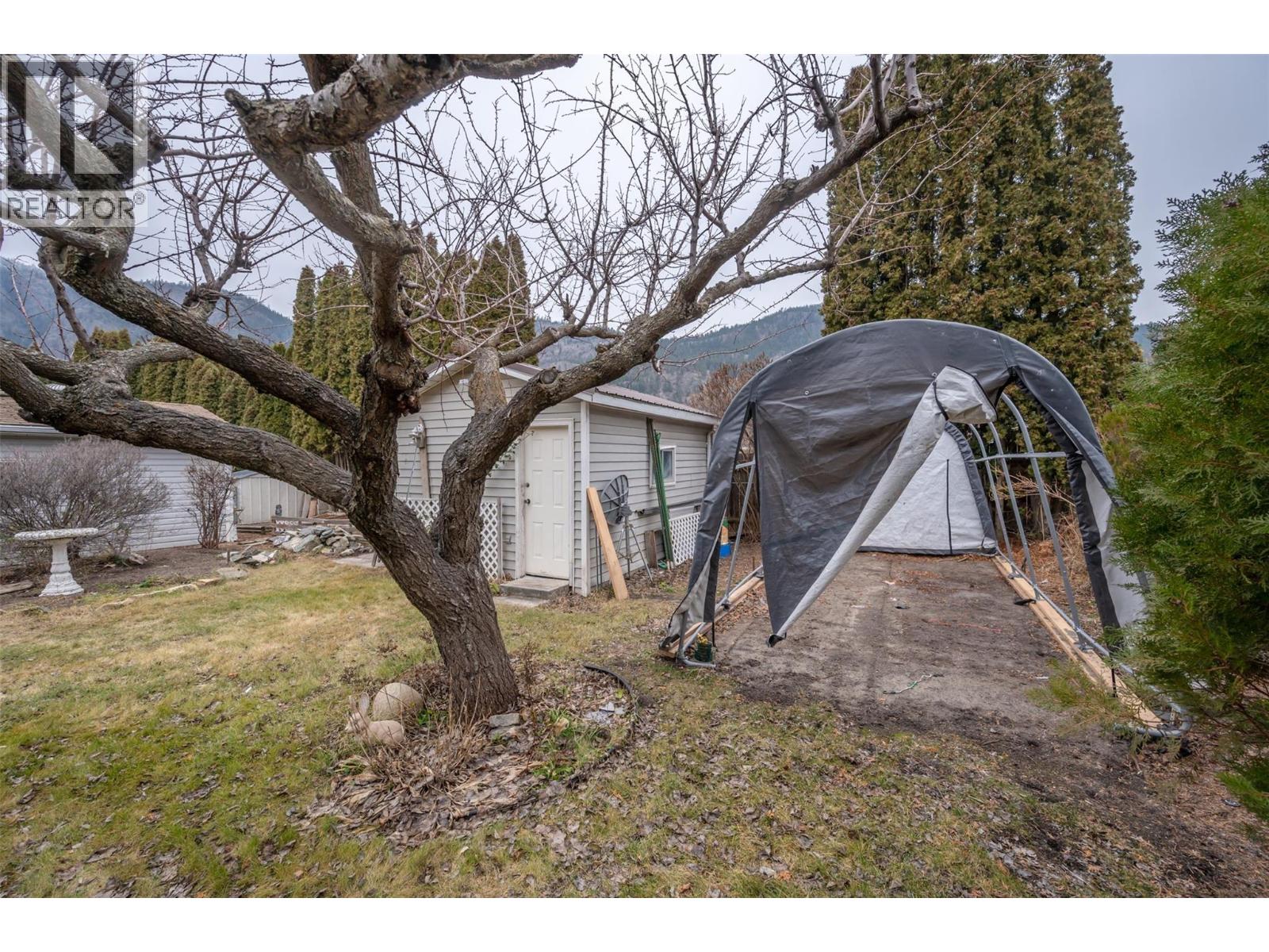  1334 Main Street, Okanagan Falls