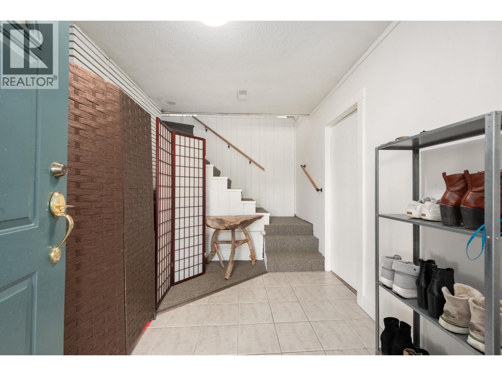 1657 BEACH GROVE ROAD - Photo 3 of 39, Delta, British Columbia