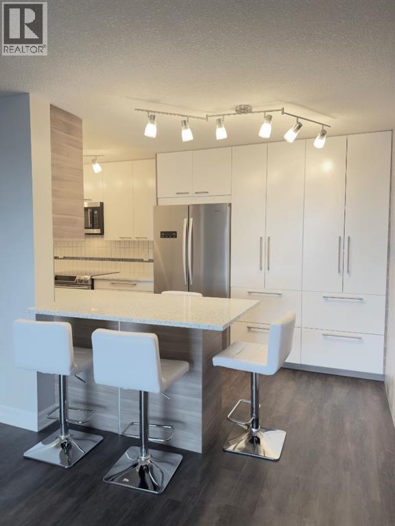 Single Family House for Sale in   Horton Road SW Haysboro Calgary 