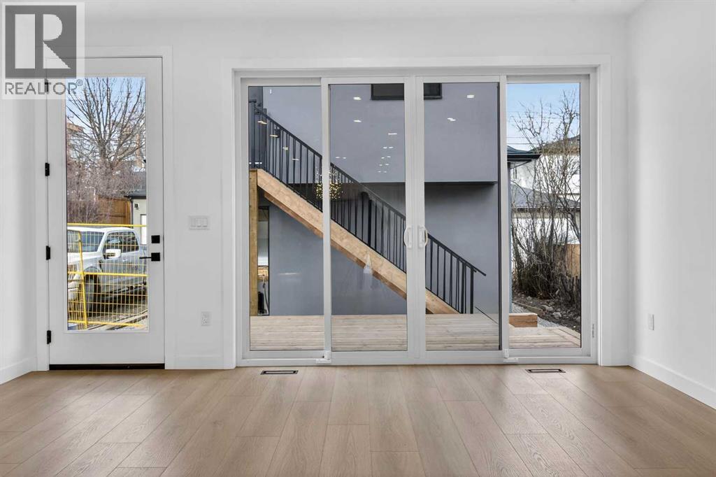 Single Family House for Sale in   Avenue SW Windsor Park Calgary 