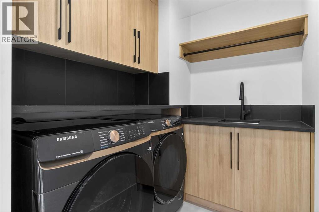 Single Family House for Sale in   Avenue SW Windsor Park Calgary 