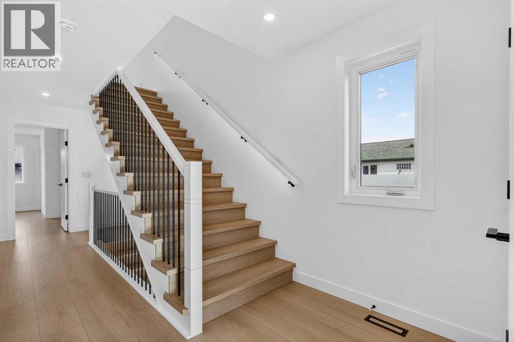 Single Family House for Sale in   Avenue SW Windsor Park Calgary 