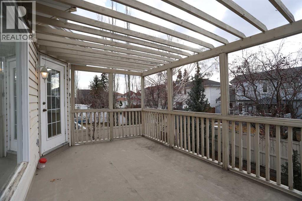 Single Family House for Sale in  Schubert Place NW Scenic Acres Calgary 
