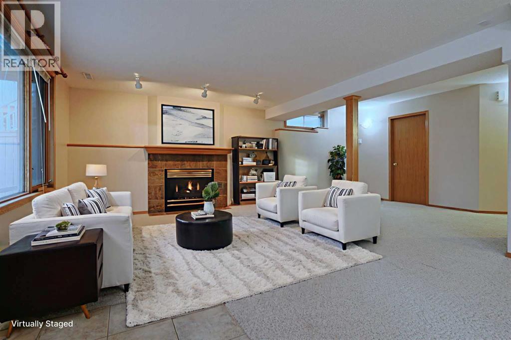 Single Family House for Sale in  Schubert Place NW Scenic Acres Calgary 