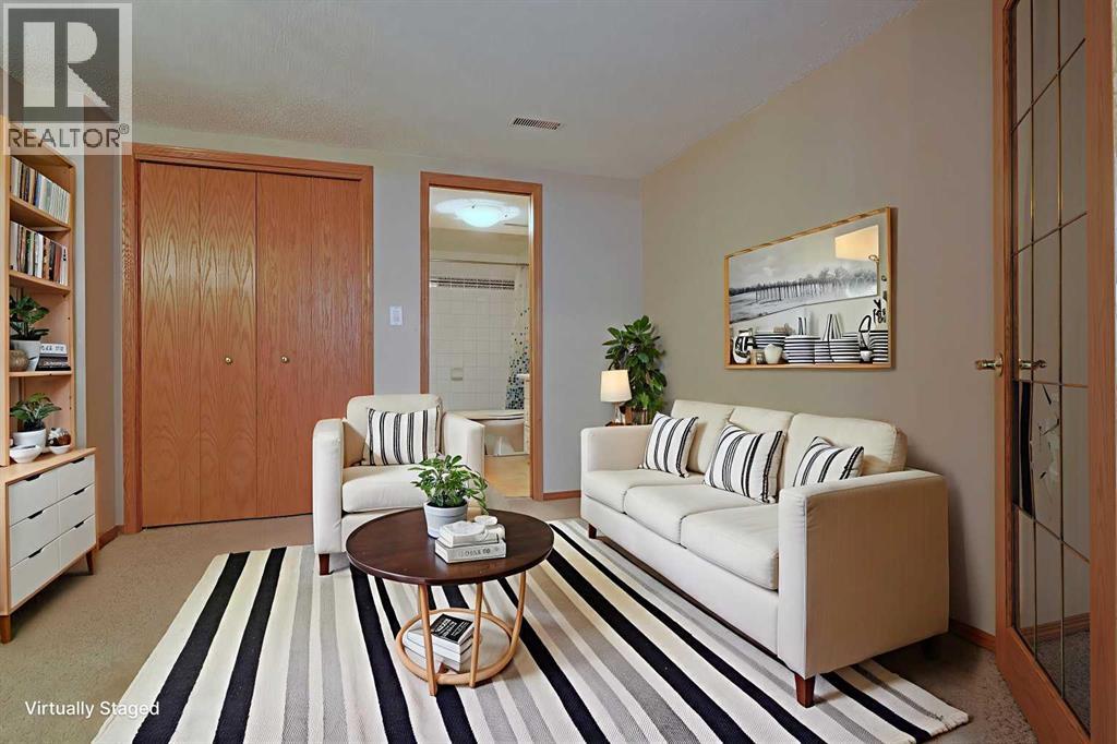 Single Family House for Sale in  Schubert Place NW Scenic Acres Calgary 