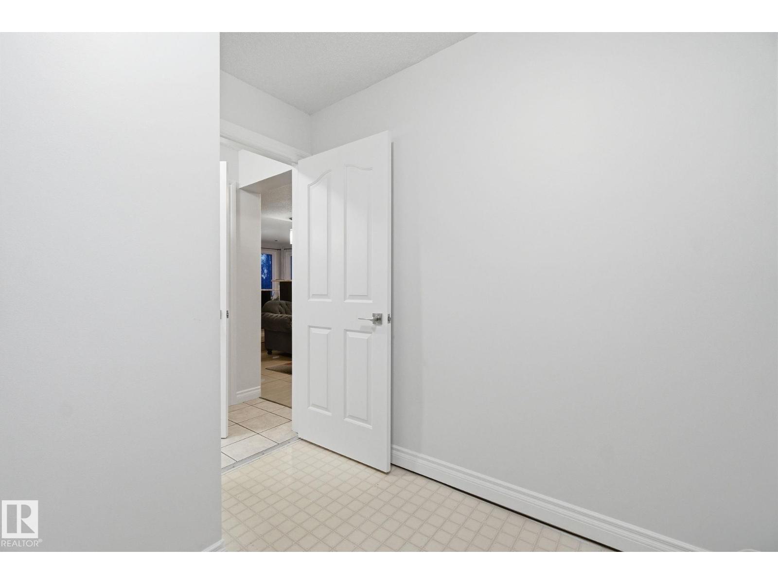 
          13812 120 Street NW
            <br/>
            <span>Edmonton</span>
            , 
            <span>AB</span>
             <span>T5X5B8</span>
         - Photo 14