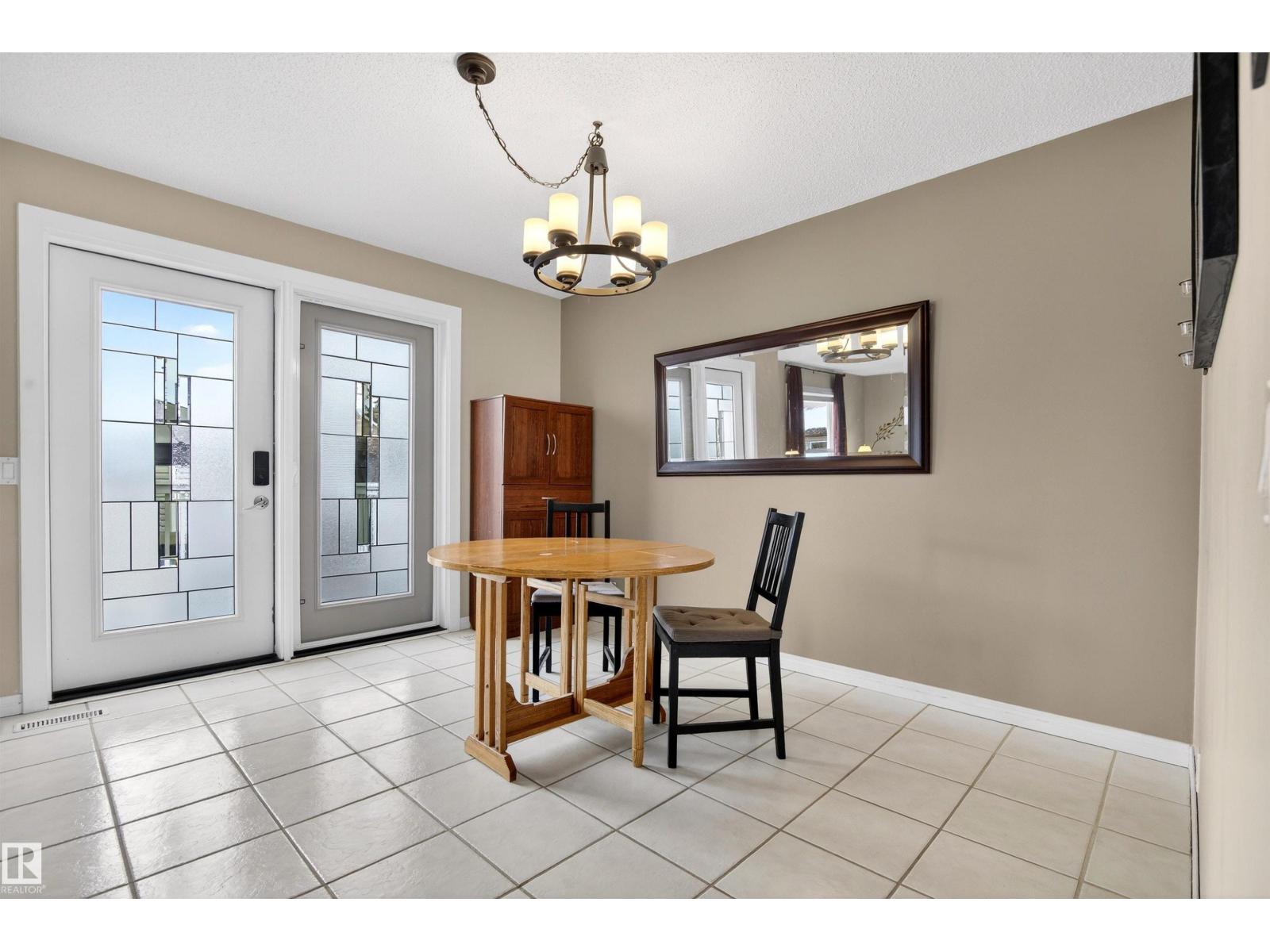 3907 44 AV, Stony Plain