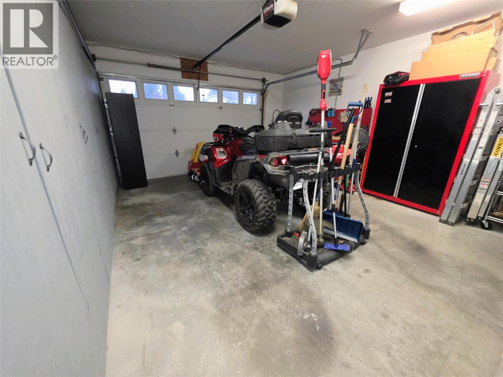 651 Hanville Place, Castlegar