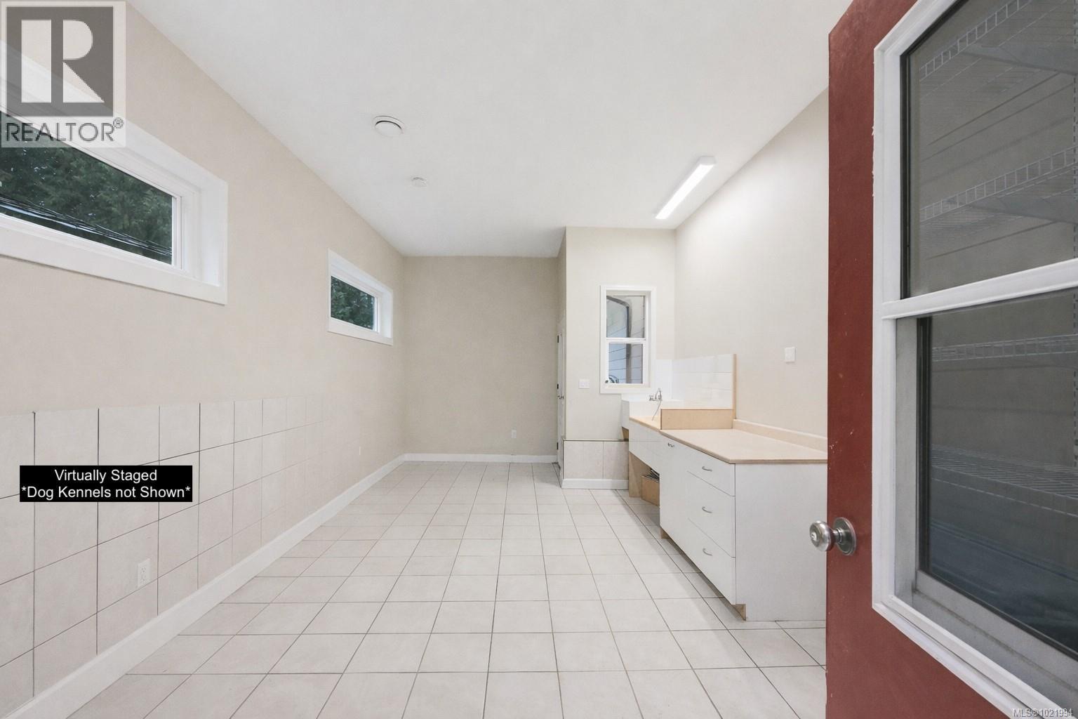 846 Aros Rd, Cobble Hill