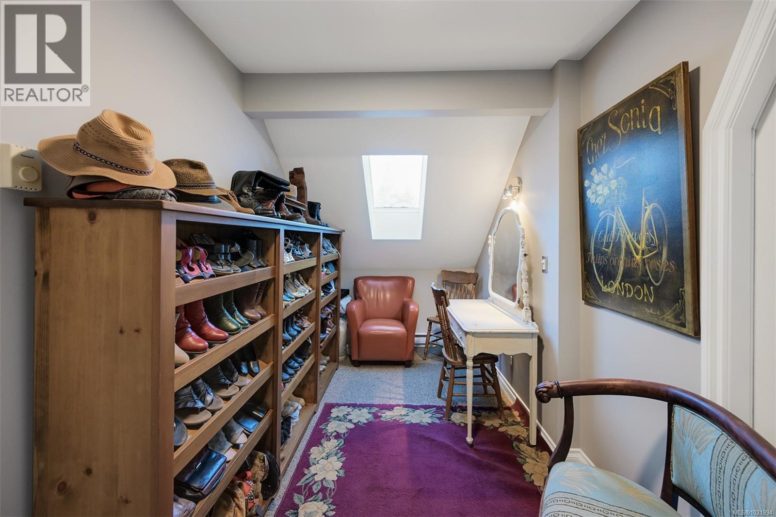 846 Aros Rd, Cobble Hill