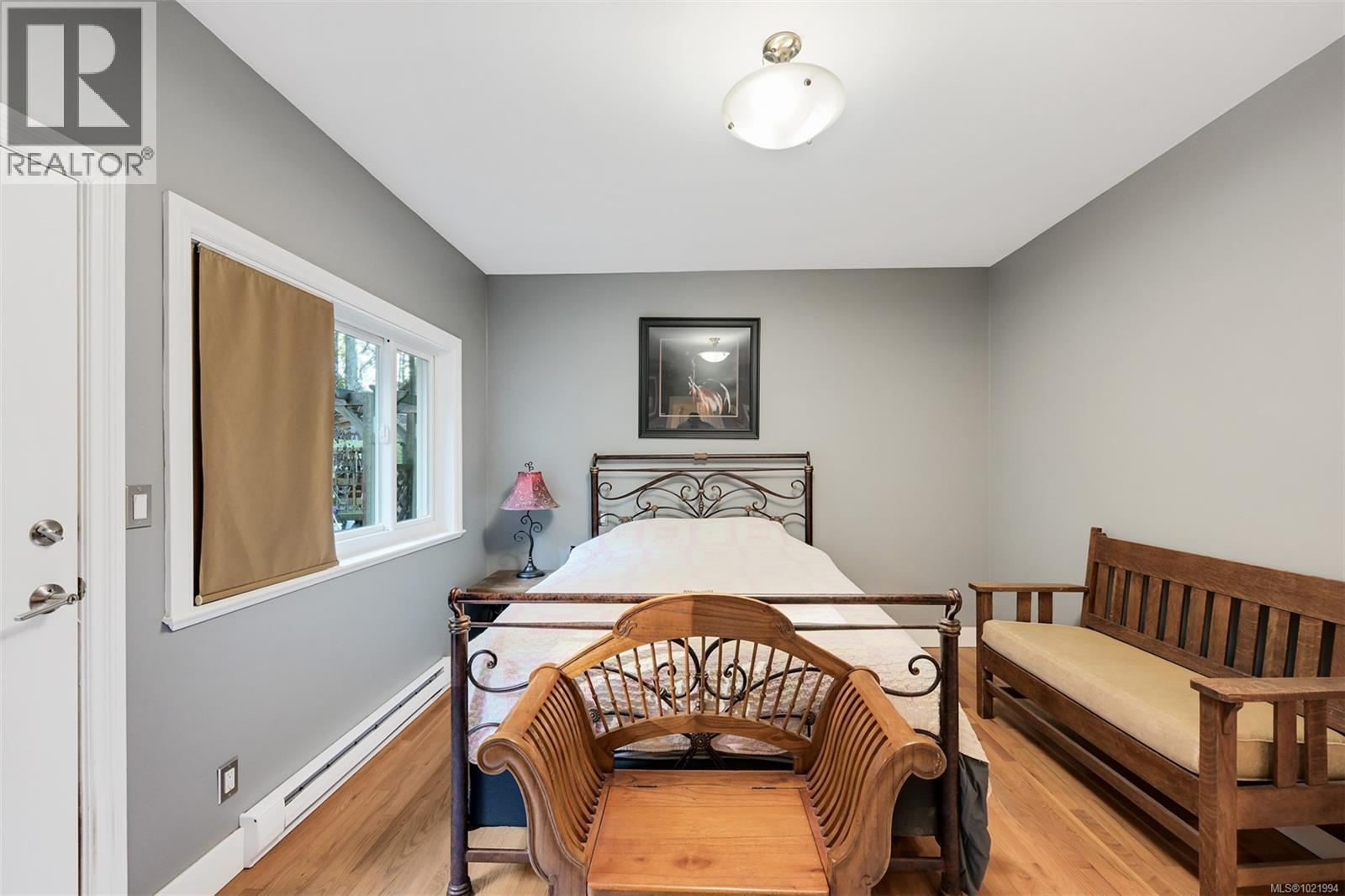 846 Aros Rd, Cobble Hill