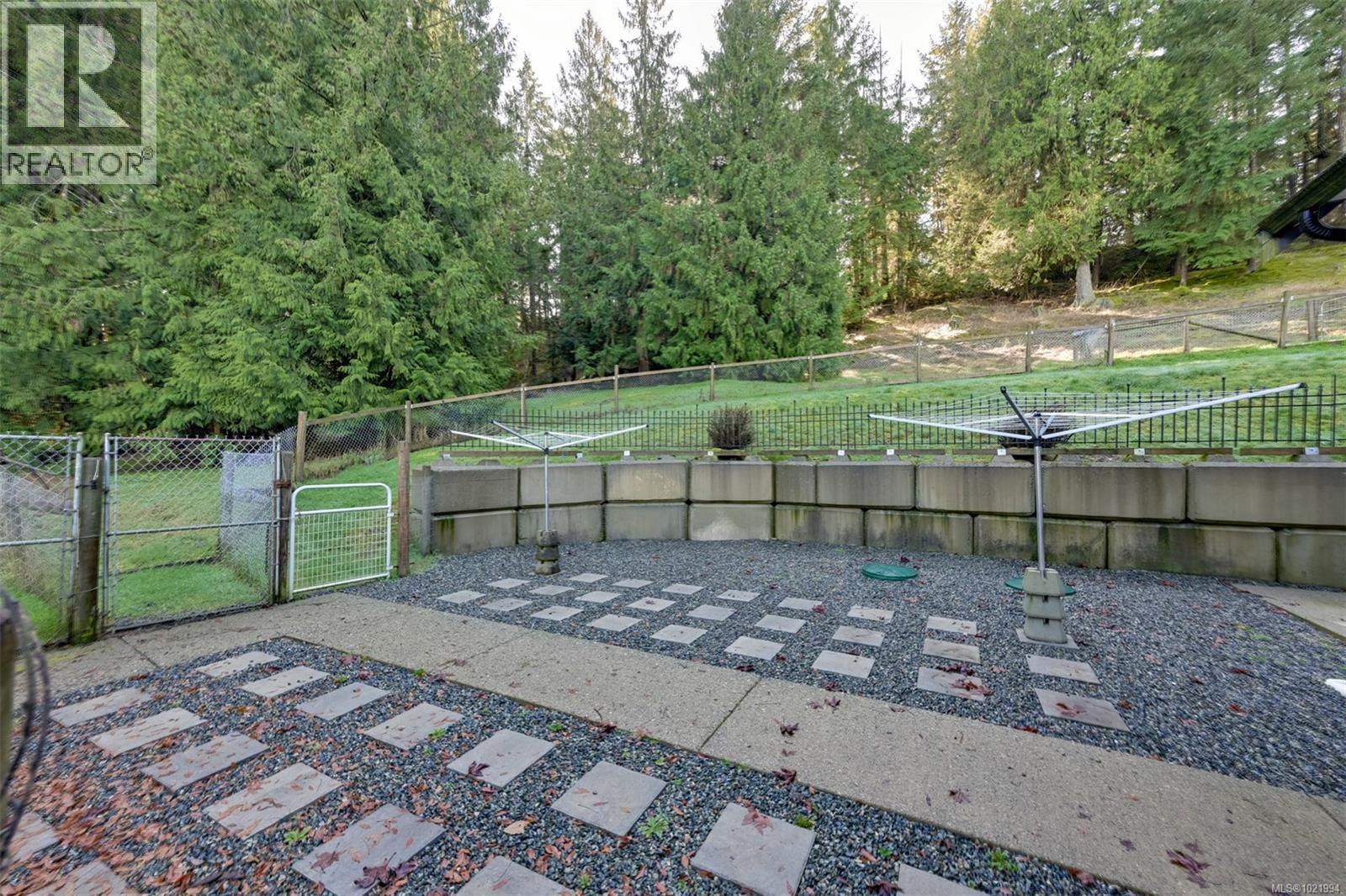 846 Aros Rd, Cobble Hill