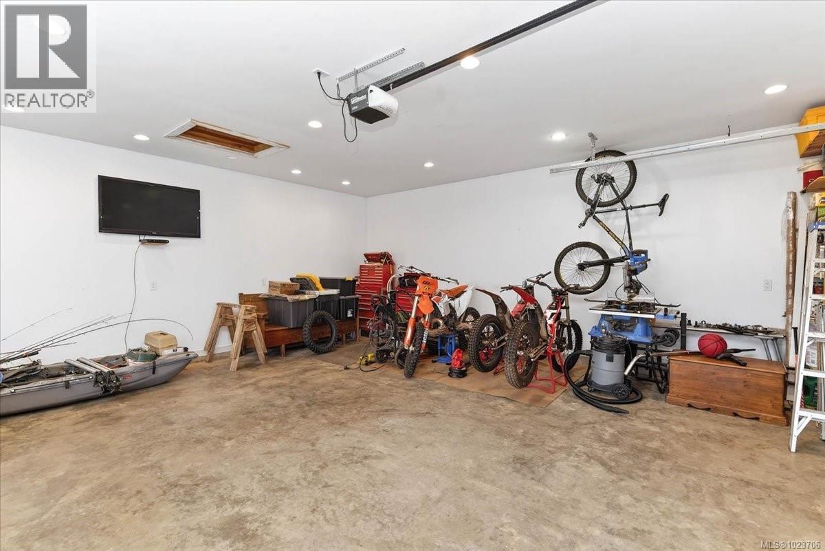 3049 6th Ave, Port Alberni