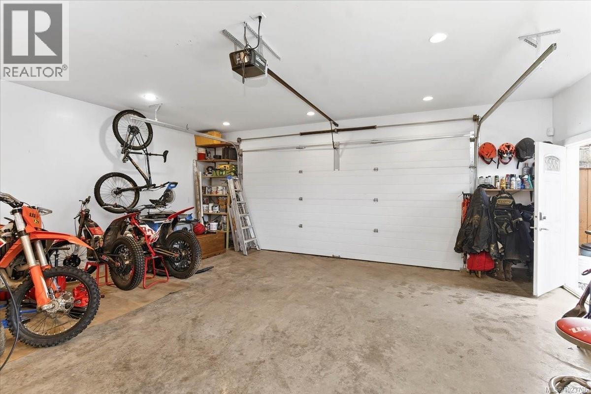 3049 6th Ave, Port Alberni