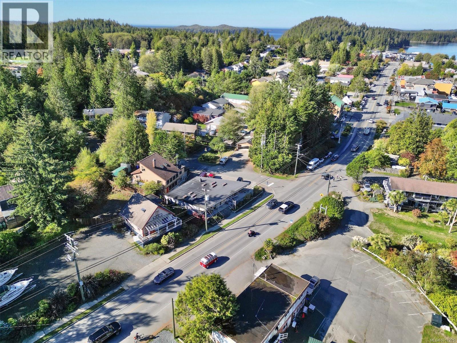 561 Campbell St, Tofino