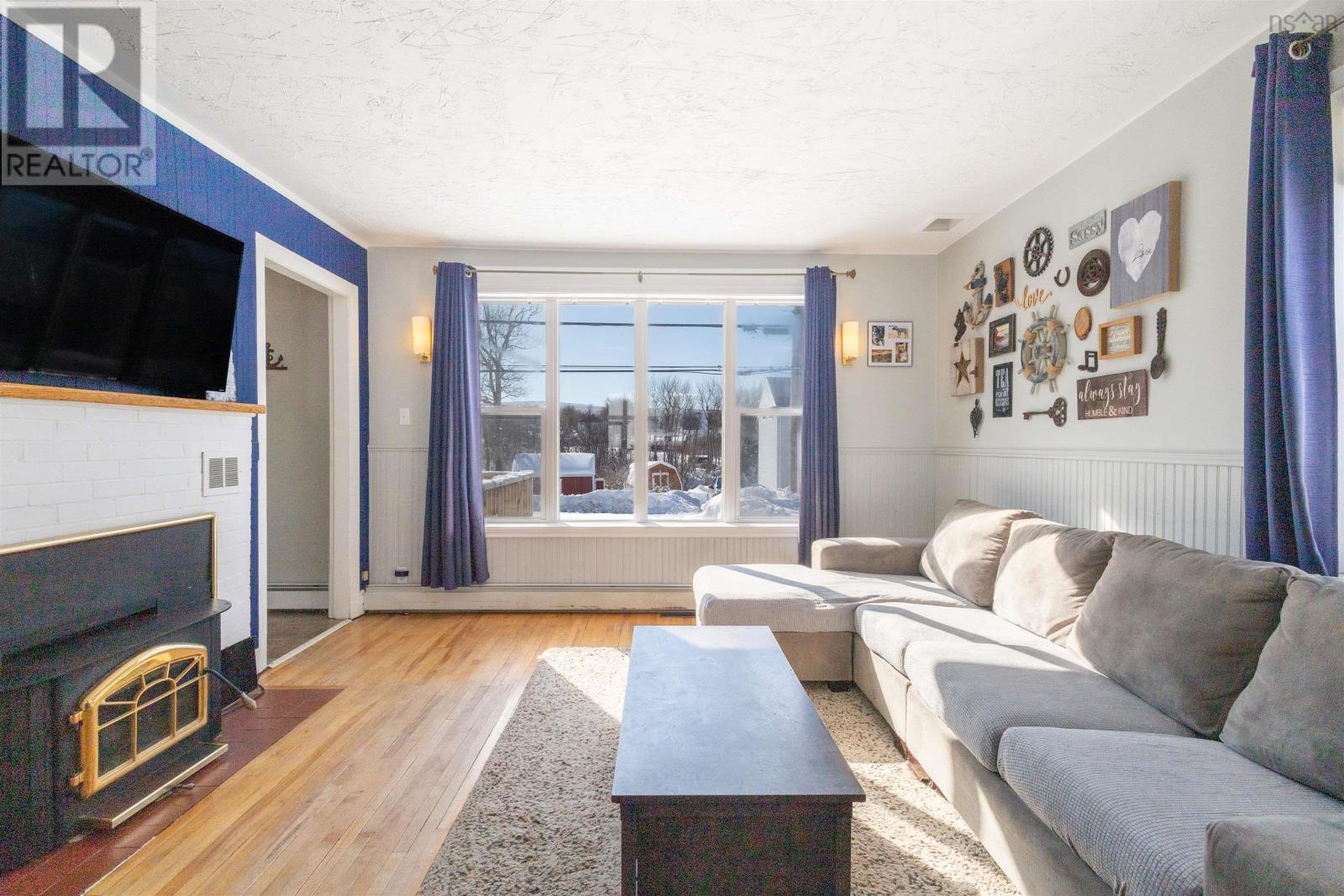 Property 10 of 45 of 31 Hillcrest Street