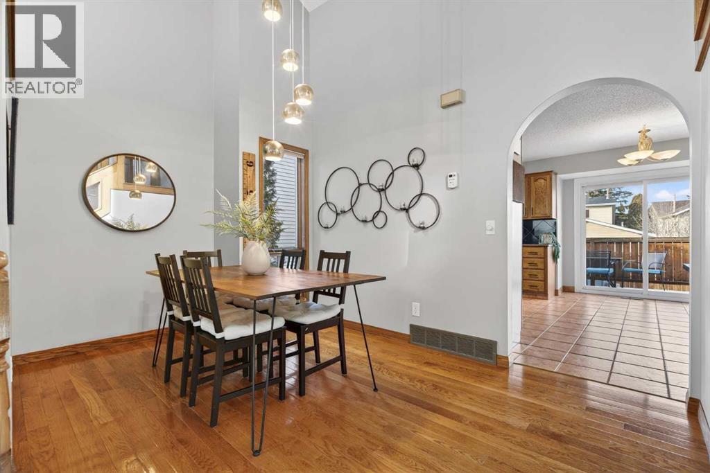 Single Family House for Sale in  Mckerrell Close SE McKenzie Lake Calgary 