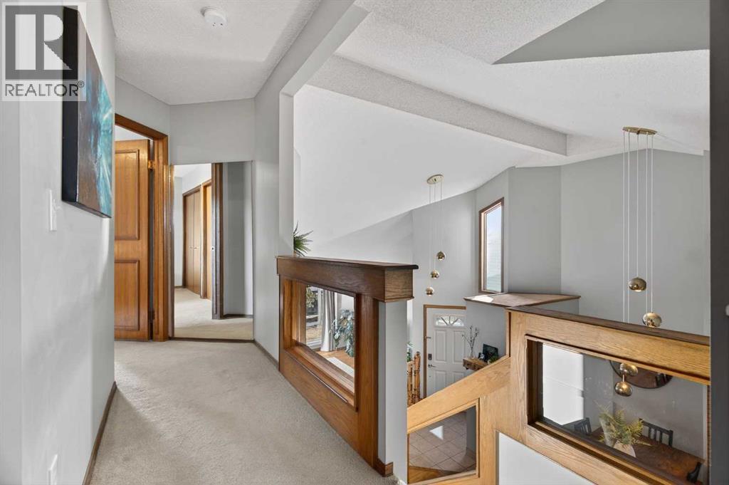 Single Family House for Sale in  Mckerrell Close SE McKenzie Lake Calgary 