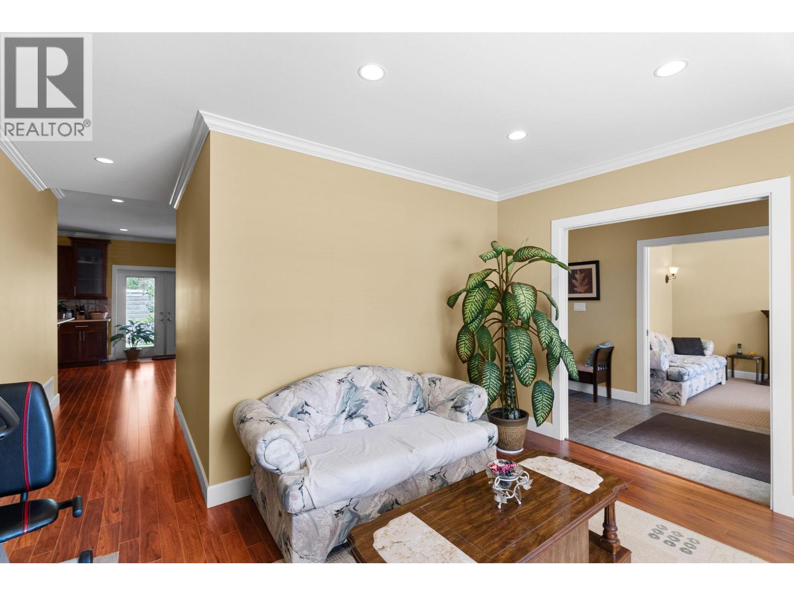2625 Forksdale Avenue - 8