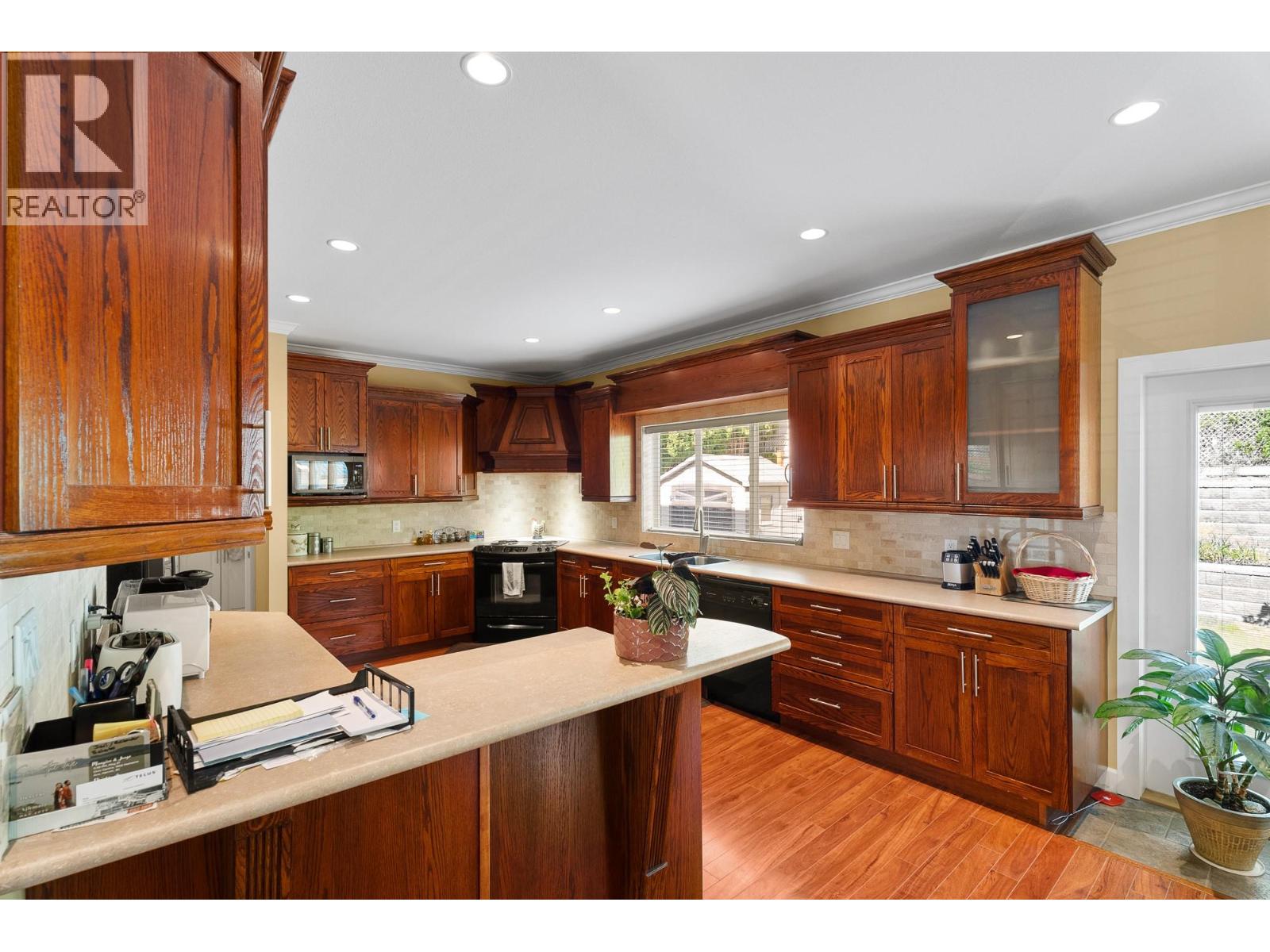 2625 Forksdale Avenue - 11